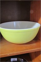 Large Yellow Pyrex Bowl - 10.5"