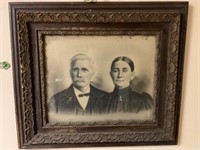 ANTIQUE ORNATE FRAMED PICTURE OF A COUPLE