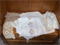 BEAUTIFUL LINEN LOT