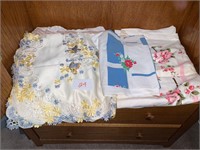 BEAUTIFUL LINEN LOT