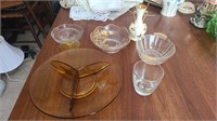 Lot of brown, yellow and gold glass pieces