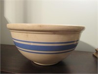 Elle  Large Pottery Bowl Older (Worn on Inside)