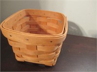 2001 longaberger Basket  Small