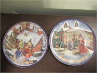 2 Mouse Christmas Plates