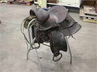 14" Custom Saddle w/ Stand