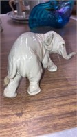 Lladro’ elephant figurine 4? long