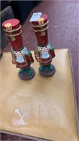 2 Christmas toy soldiers