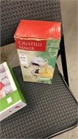 Cavatelli pasta maker, icing gun set