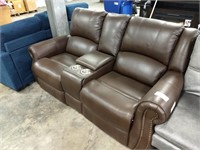 ADDISON DOUBLE RECLINER W/CONSOLE IN MIDDLE BROWN