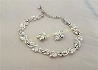 Vintage Acorn choker necklace w/earrings