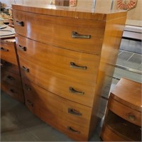 Nice Wood 5 Drawer Chest