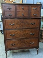 Beautiful vintage Walnut 5 Drawer Dresser 36" x