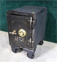 Vintage black lacquered combination safe with