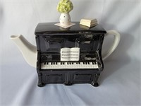 Vintage Decorative Piano Teapot Collection