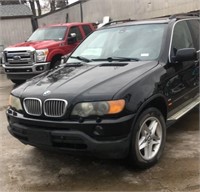 2002 BMW X5 4.4I AWD SUV, Privately owned