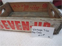 Vintage 7-Up Pop Case
