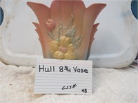 Hull 8 3/4" Vase