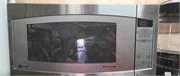 GE Profile Microwave
Excellent Condition