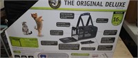 Sherpa Deluxe Pet Carrier
Medium 
New in box