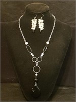 Black Drop Pendant & Cluster Pearl Earrings Set