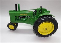 Ertl 1:16 John Deere A 75th Anniversary Tractor