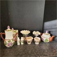 Arnel's Grape Tea Pots Cream & Sugar Shakers