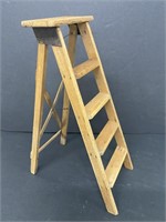 Vintage wooden 12" Salesman Sample ladder