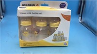 Medela breast milk bottle set
