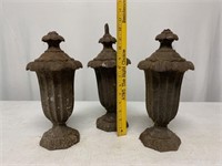 lot of 3 cast urns