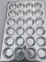 COMMERCIAL 24 MUFFIN  PAN