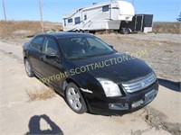 2006 Ford Focus SE black, 4dr, runs, keys, title,