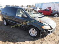 2000 Chrysler Town & Country LXI, green, no title