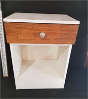 Nice Wood Front Drawer Cabinet