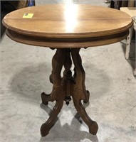 (O) Wooden Oval Table measures approximately