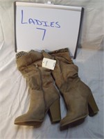 Ladies 7 Tan Calf Boots