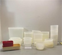 Tupperware- lot of miscellaneous bowls with no