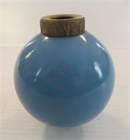 Vintage 3-1/2" round blue milk glass lightning