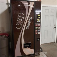 coke machine - works - plugged in & cold