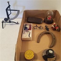 TRAY OF ASSORTED COLLECTIBLES, EYE GLASSES, INK