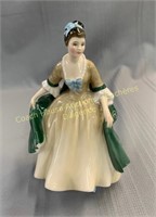 Royal Doulton Elegance figurine HN 2264, 7.5"
