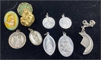 Necklace pendants/ large assortment