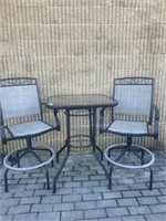 Outdoor Table w/Swivel Stools