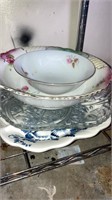 Shelf lot compote serving dishes