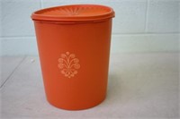Vintage Tupperware Containers 18.5H