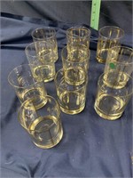 Set of 10 short glasses with gold design