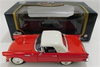 1:18 Scale Road Tough 1955 Ford Thunderbird w/