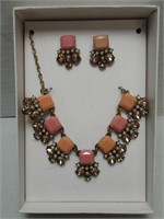 Costume Jewelrey Necklace and Earing Set