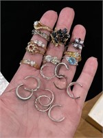 Lot of Fashion Rings and Toe Rings