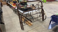 TWIN METAL BED FRAME