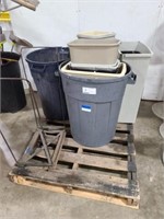 GROUP OF VARIOUS TRASH CANS